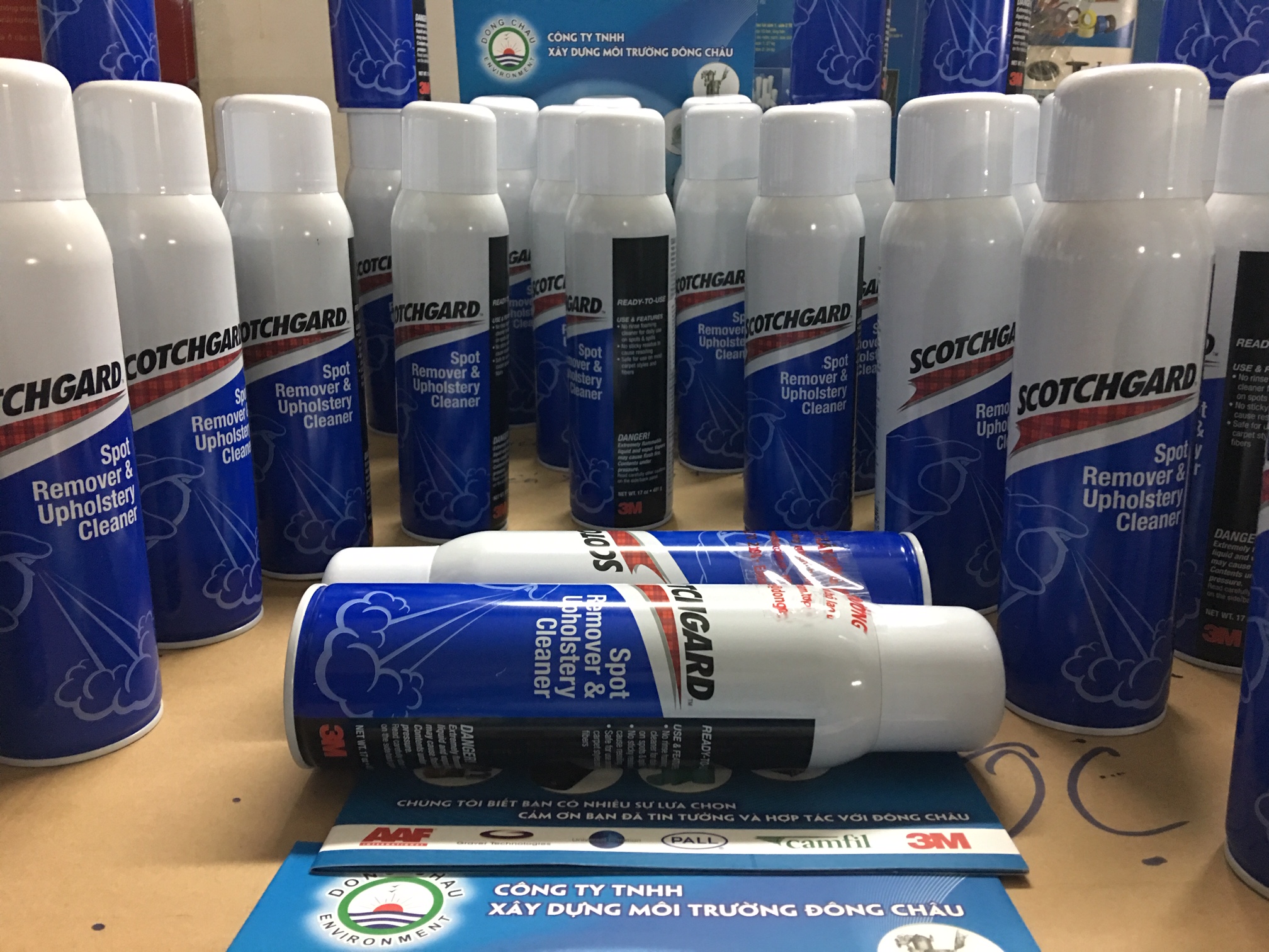 Chai xịt làm sạch ghế da nội thất da 3M 14002