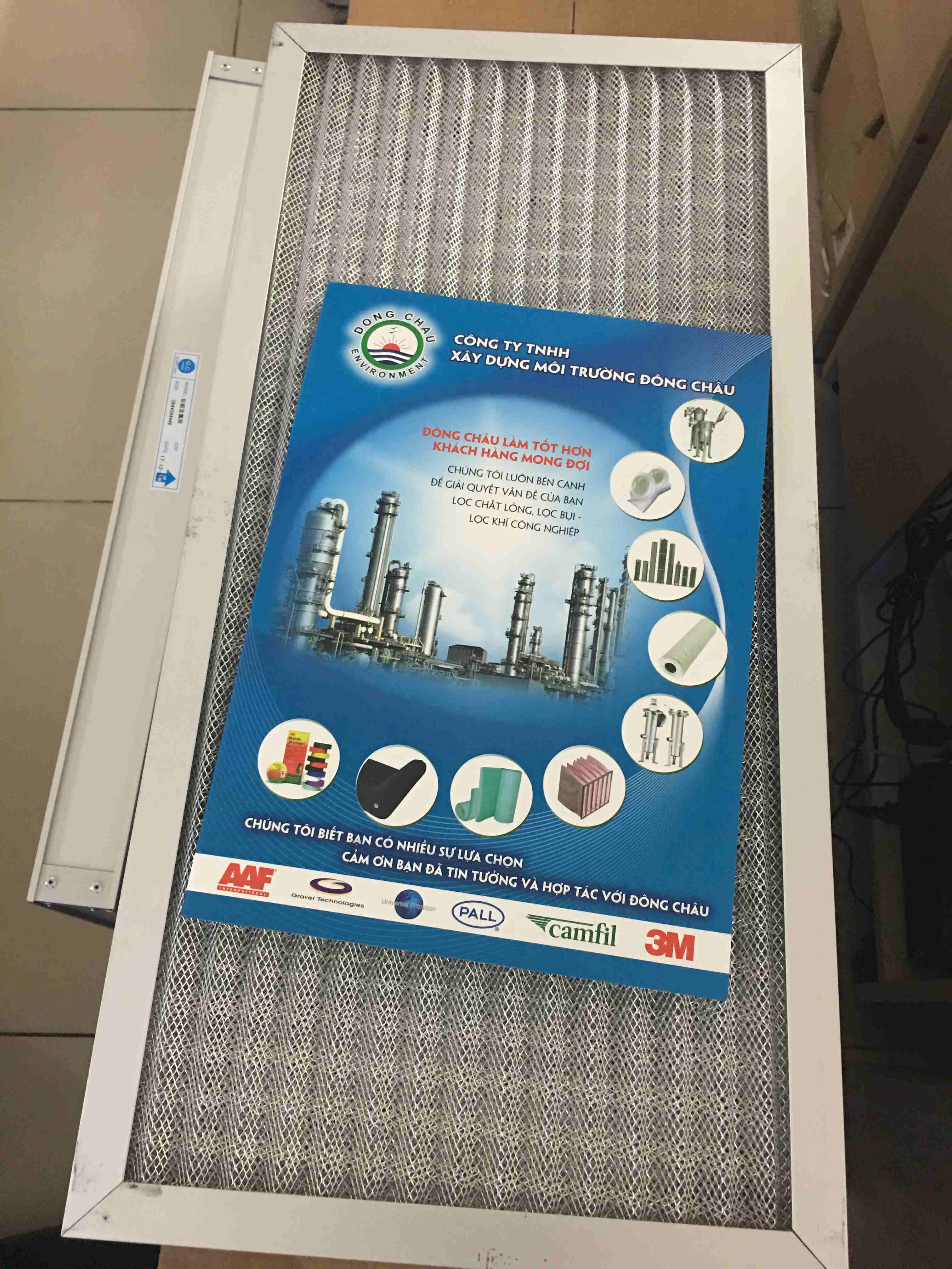 Khung lọc metal mesh được làm bằng các lớp lưới kim loại