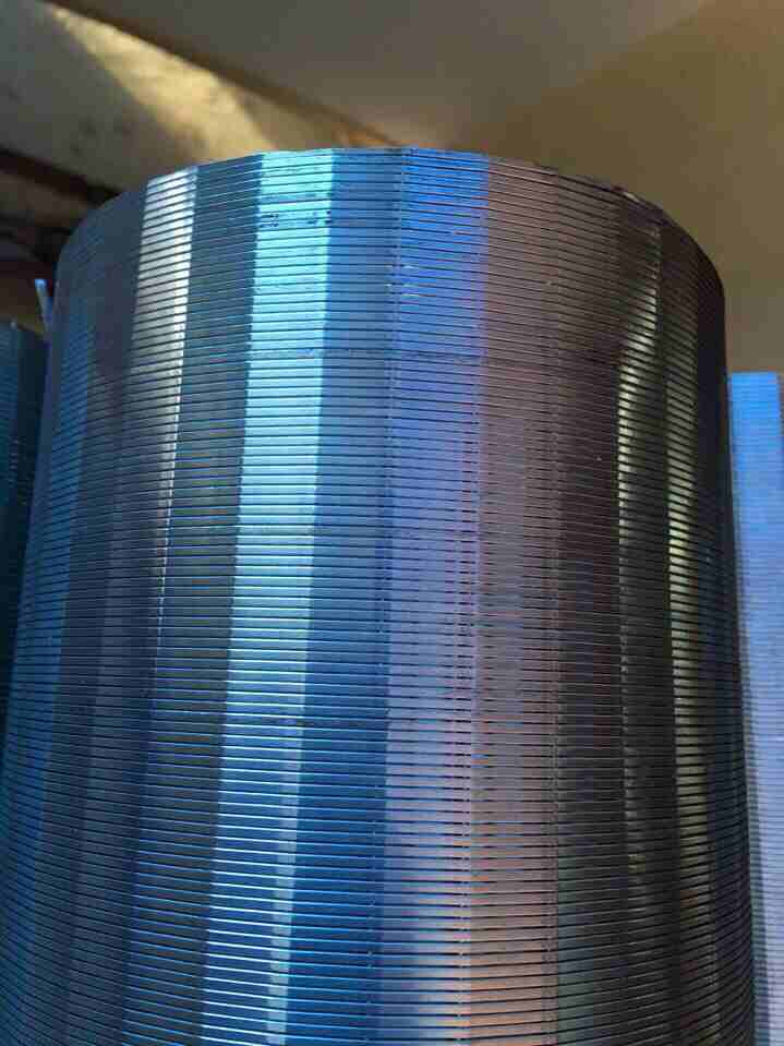 phân phối giá sỉ Ống Lọc Khe Inox OD 114mm Khe 0.3mm Dài 1m DOE