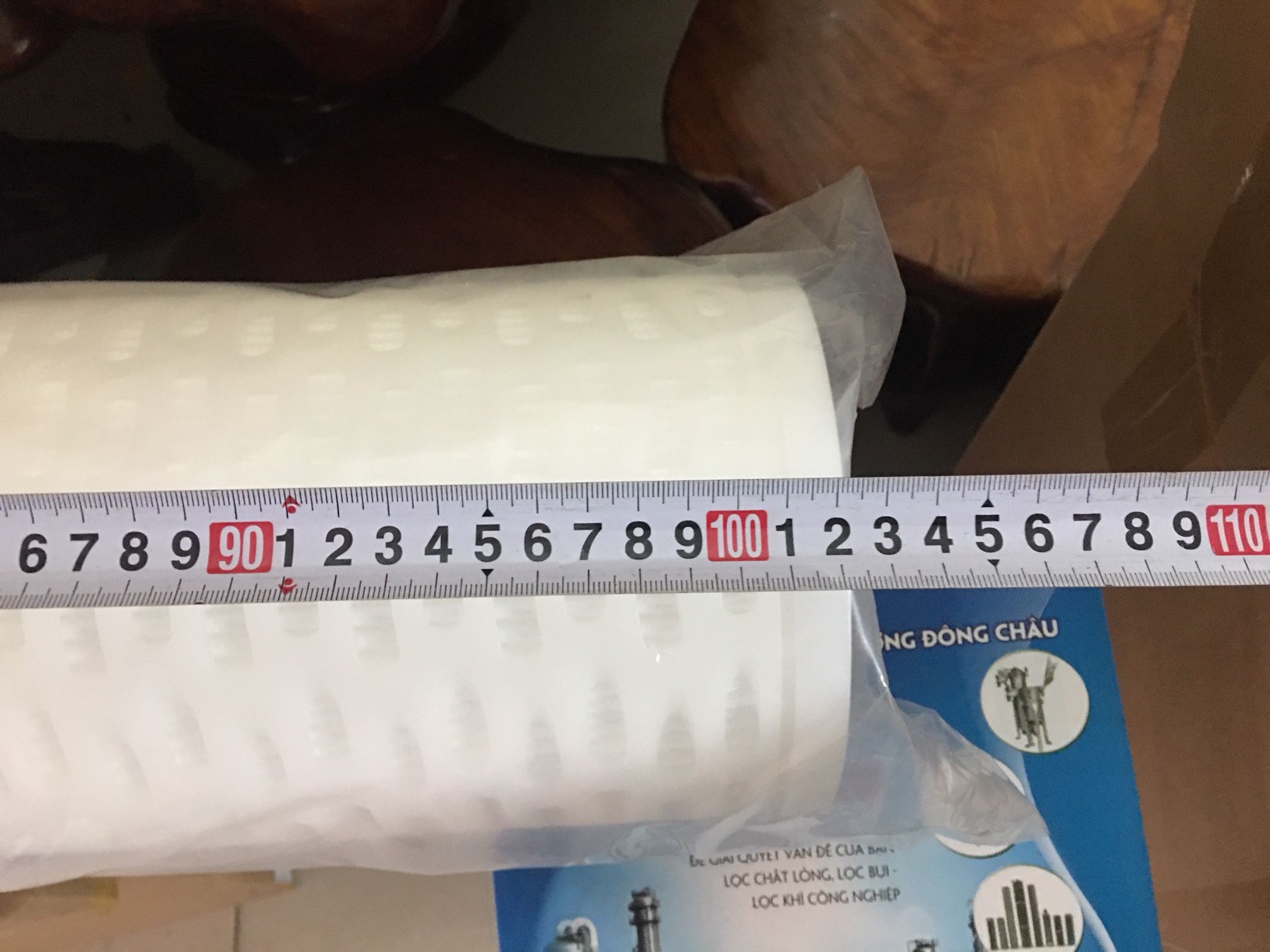 đo chiều dài Lõi lọc giấy xếp lưu lượng lớn Universal Highflow 40 inch