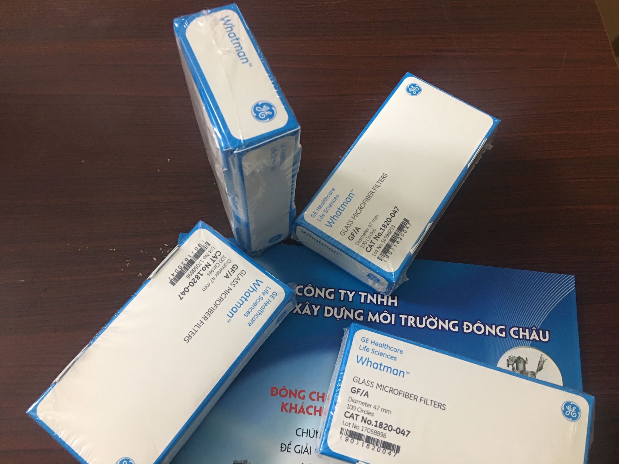 liên hệ đông châu phân phối Màng Lọc Sợi Thủy Tinh GF/A Whatman 1.6 micron 47mm 1820-047