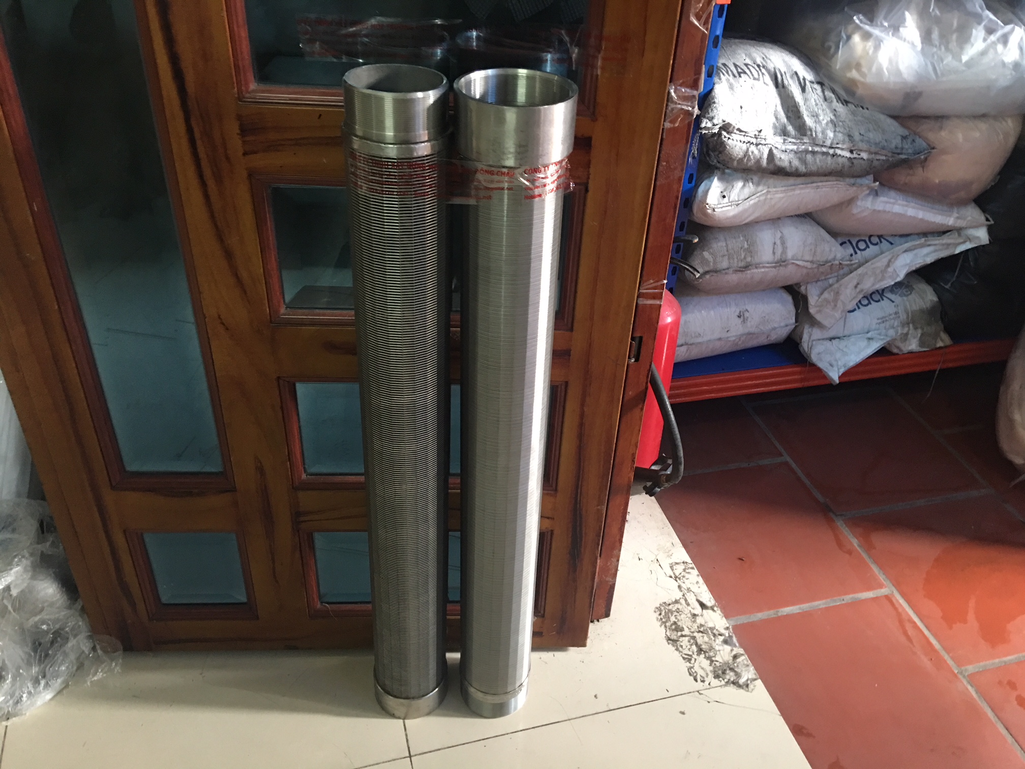 liên hệ đông châu phân phối Ống Lọc Khe Inox Kiểu Ren Nối 2 Đầu