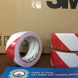 Băng keo dán nền cảnh báo 3M 767 (Đỏ Sọc Trắng)
