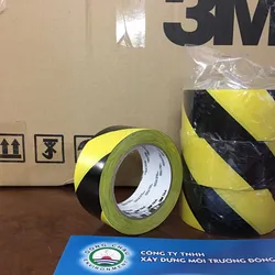 Băng keo cảnh báo dán nền sọc vàng đen 3M 766