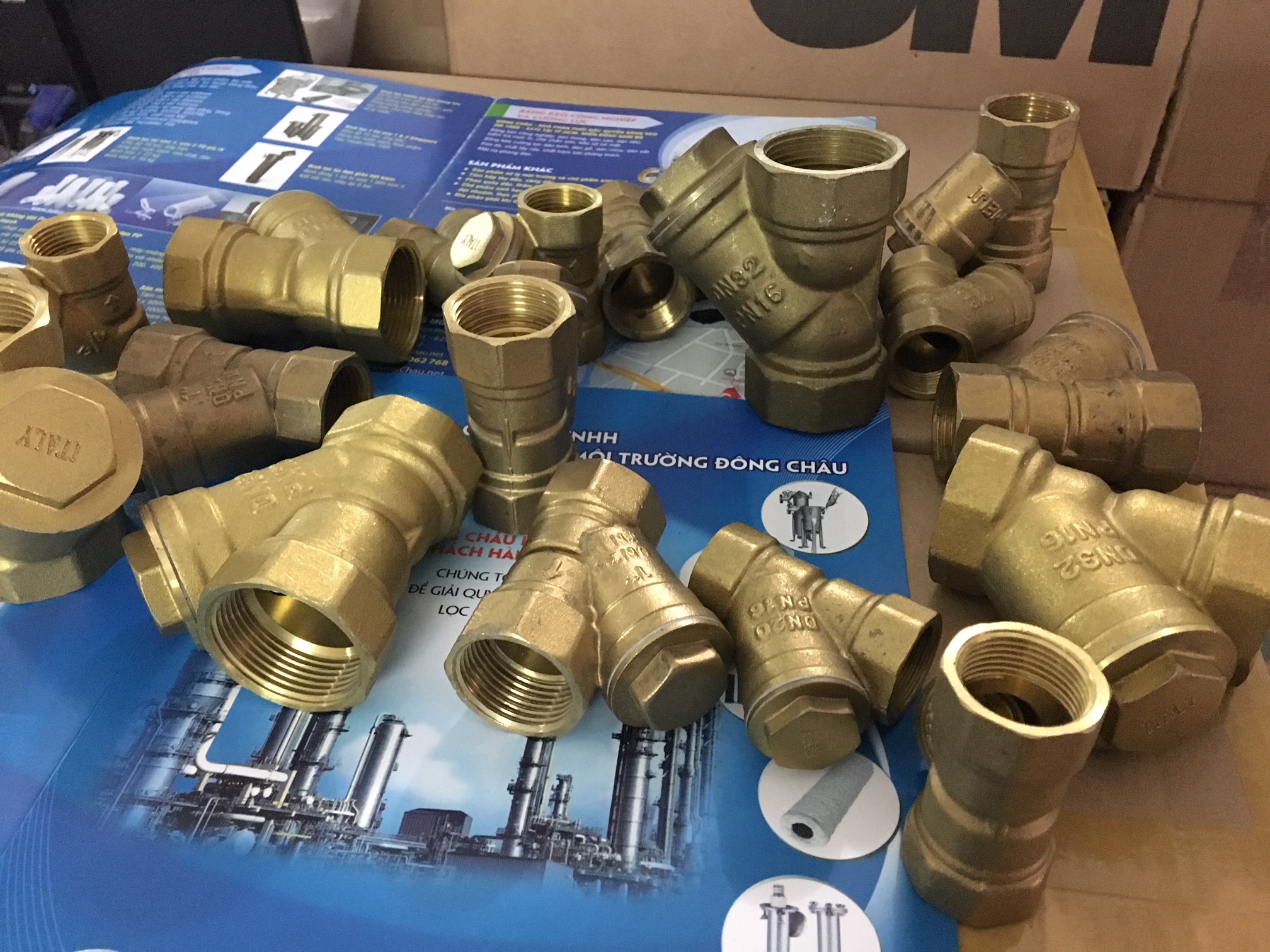 liên hệ đông châu phân phối Y lọc bằng đồng 2 đầu ren DN25