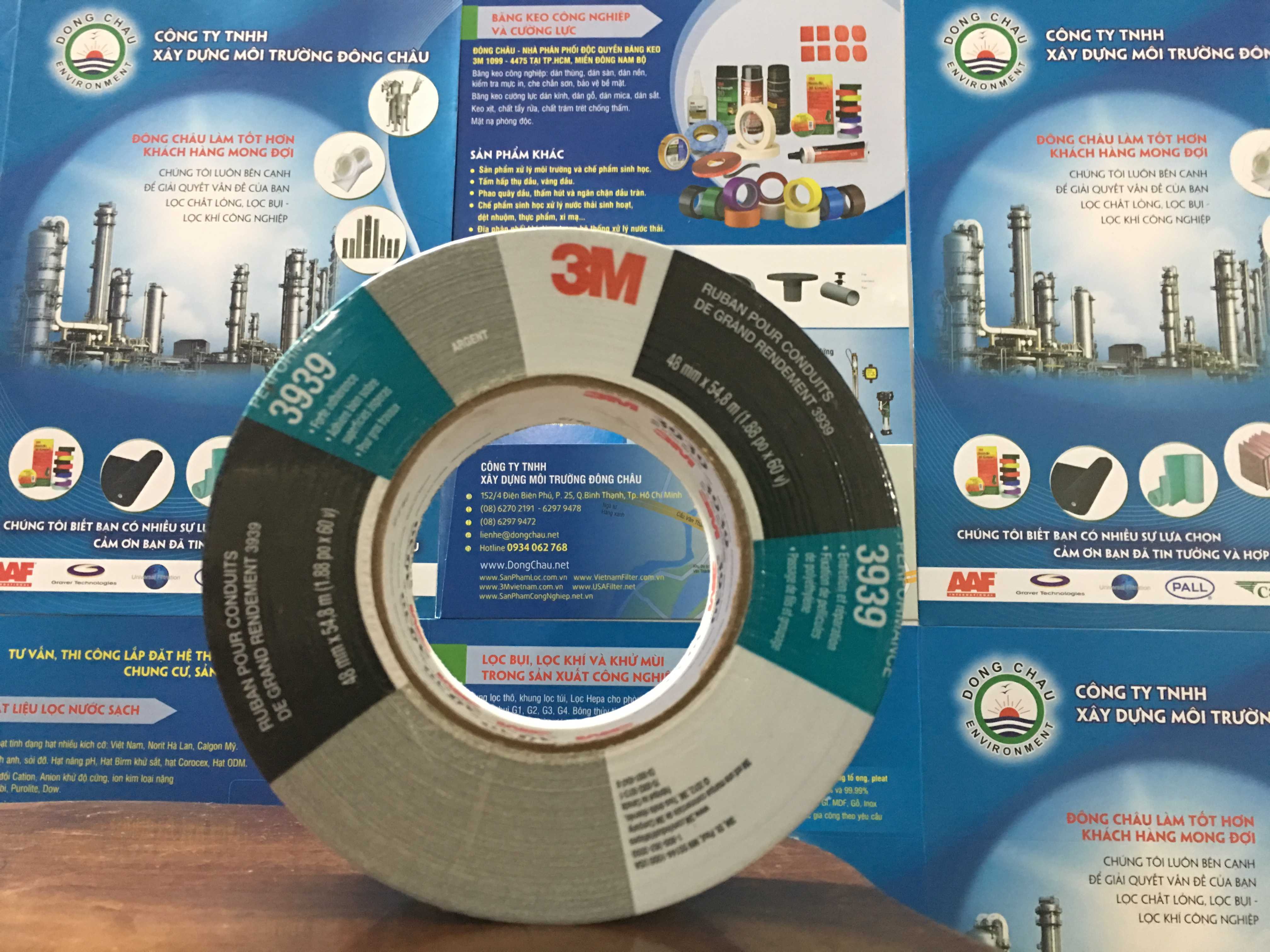 Băng keo vải 3M 3939 bạc