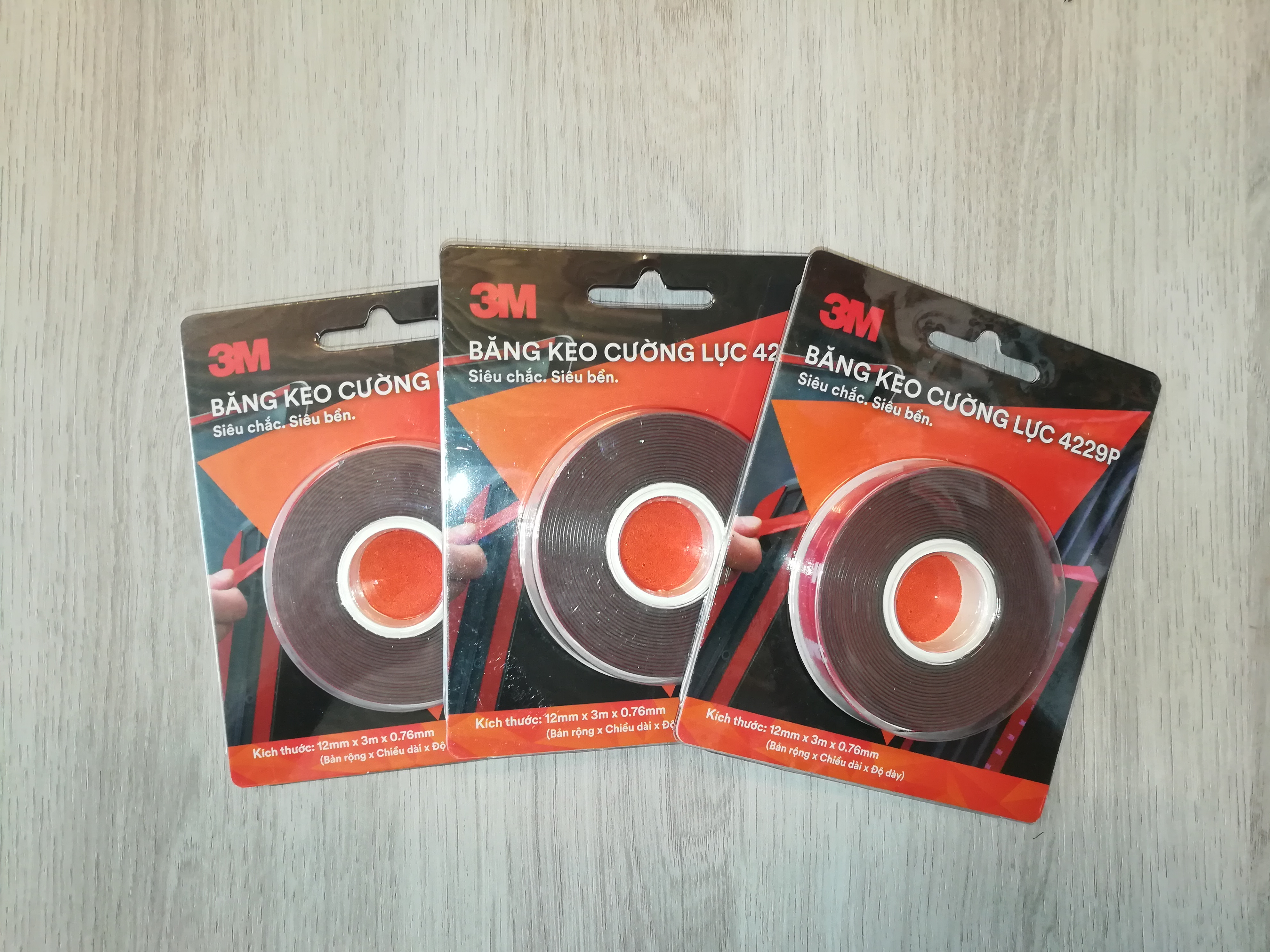 Keo dính dán đồ chơi phụ kiện xe hơi 3m 4229