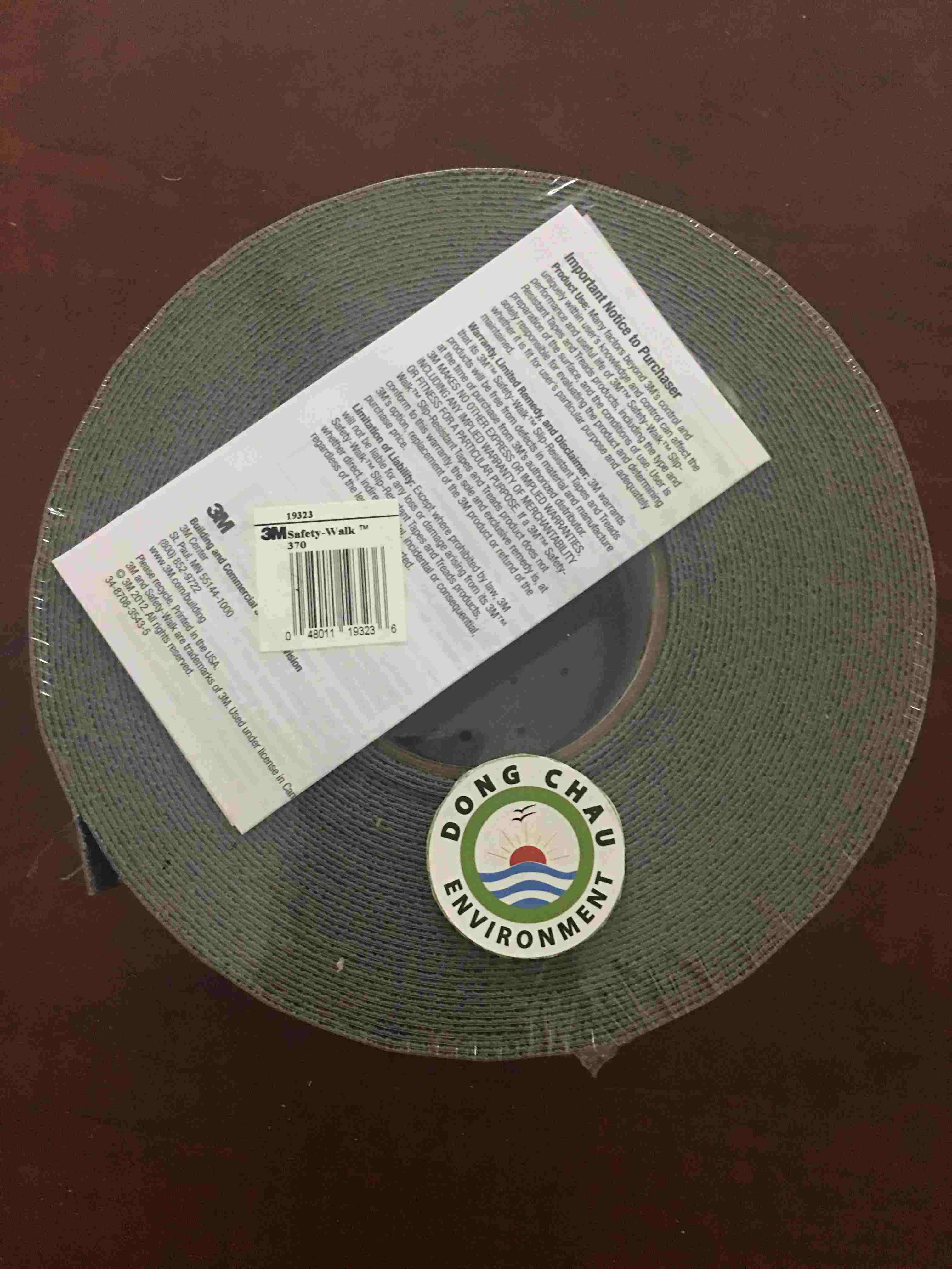 Keo dán chống trượt sàn ướt trơn 3M 370 mua giá tốt ở đâu ?