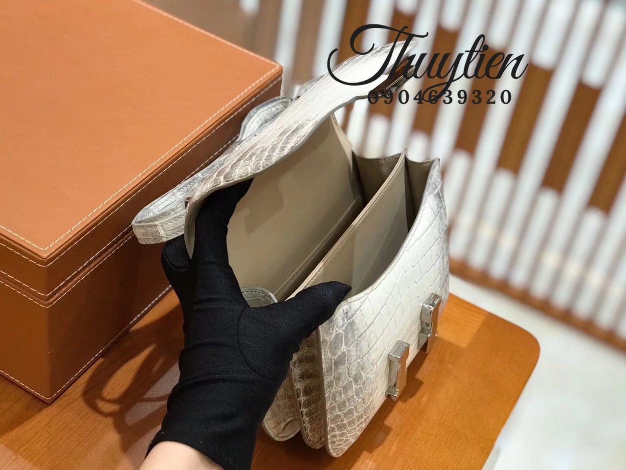 Túi Hm Constance Da Cá Sấu Bạch Tạng - Cửa Hàng Túi Xách Hàng Hiệu Hermes