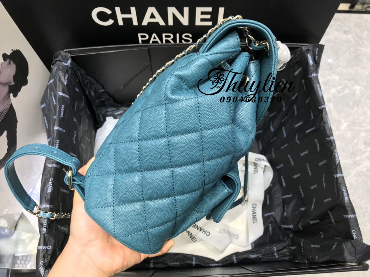 Túi xách shopping đẹp da mềm bigsize Chanel hobo 22 bag tag vàng bản 35cm Kenn Store Hàng Hiệu VIP Túi Xách Giày Dép Phụ Kiện #38 Túi xách shopping đẹp da mềm bigsize Chanel hobo 22 bag tag vàng bản 35cm Kenn Store Hàng Hiệu VIP Túi Xách Giày Dép Phụ Kiện