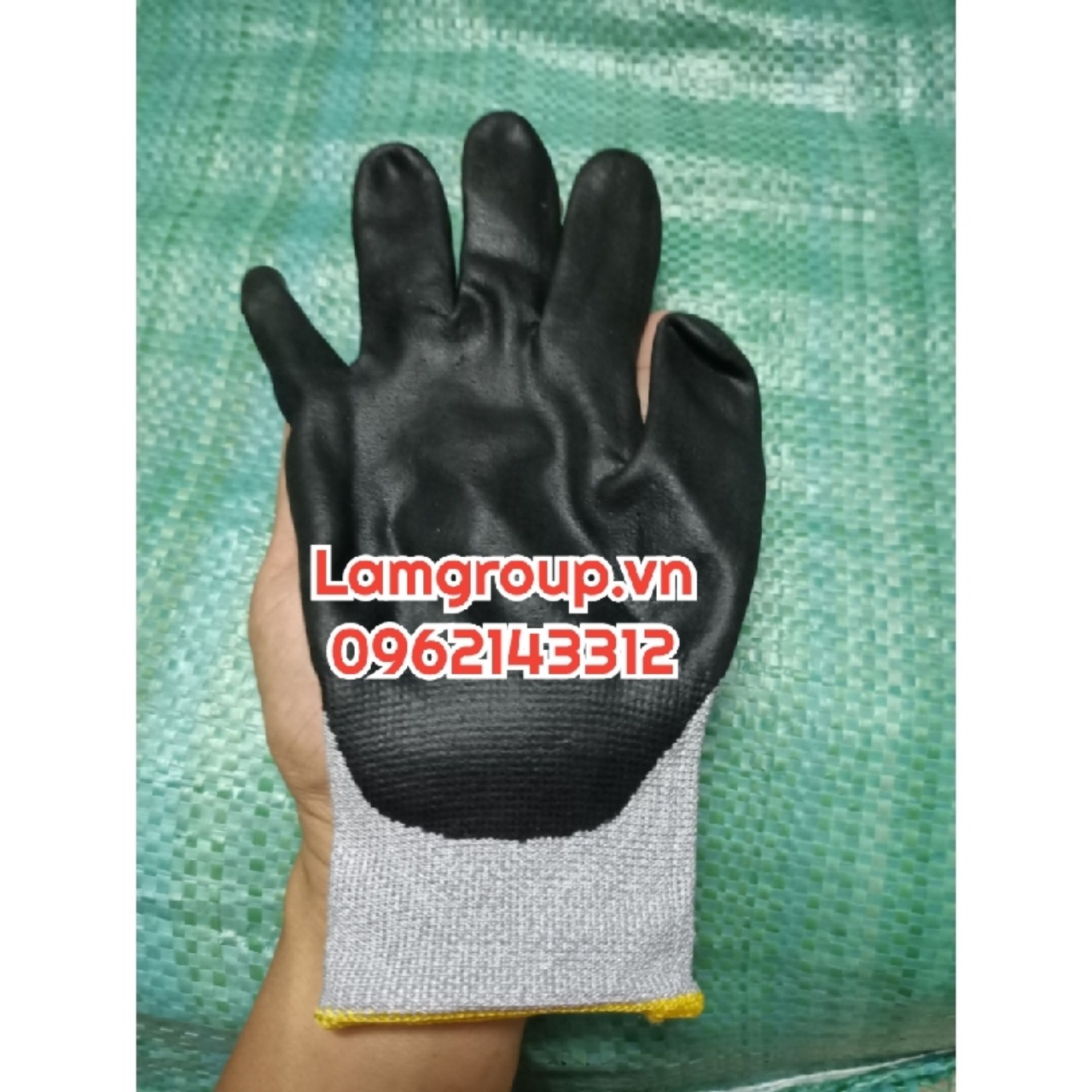 Găng tay chống cắt giá rẻ tại Tp.HCM Găng tay chống cắt giá rẻ tại Tp.HCM