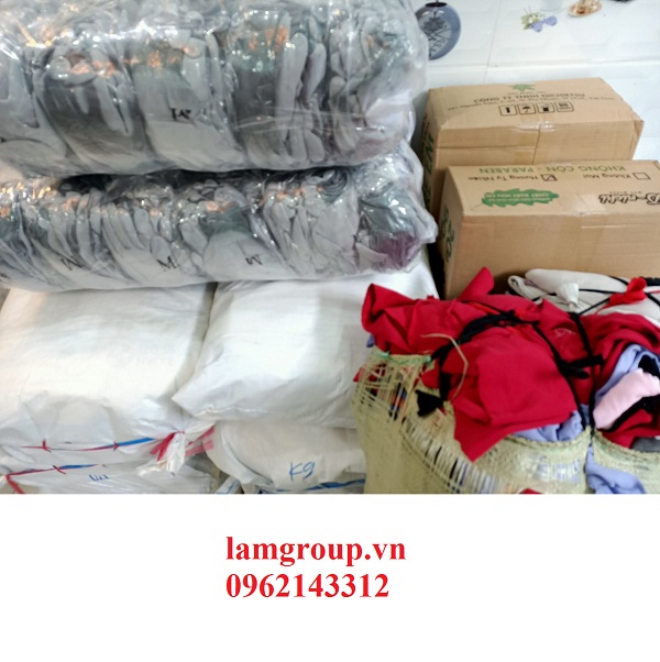 Kho sỉ giẻ lau công nghiệp: màu a4, trắng lớn, trắng nhỏ, lau kính, phòng sạch Kho sỉ giẻ lau công nghiệp: màu a4, trắng lớn, trắng nhỏ, lau kính, phòng sạch