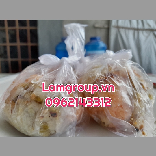 Bịch nhựa nilon đựng hàng có quai gía rẻ tại TP.HCM Bịch nhựa nilon đựng hàng có quai gía rẻ tại TP.HCM