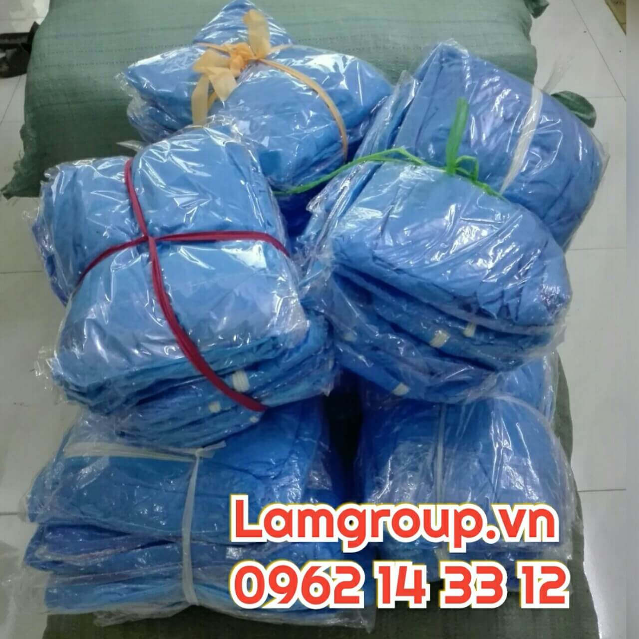 Quần áo bảo hộ phục vụ trong môi trường điện tử Quần áo bảo hộ phục vụ trong môi trường điện tử