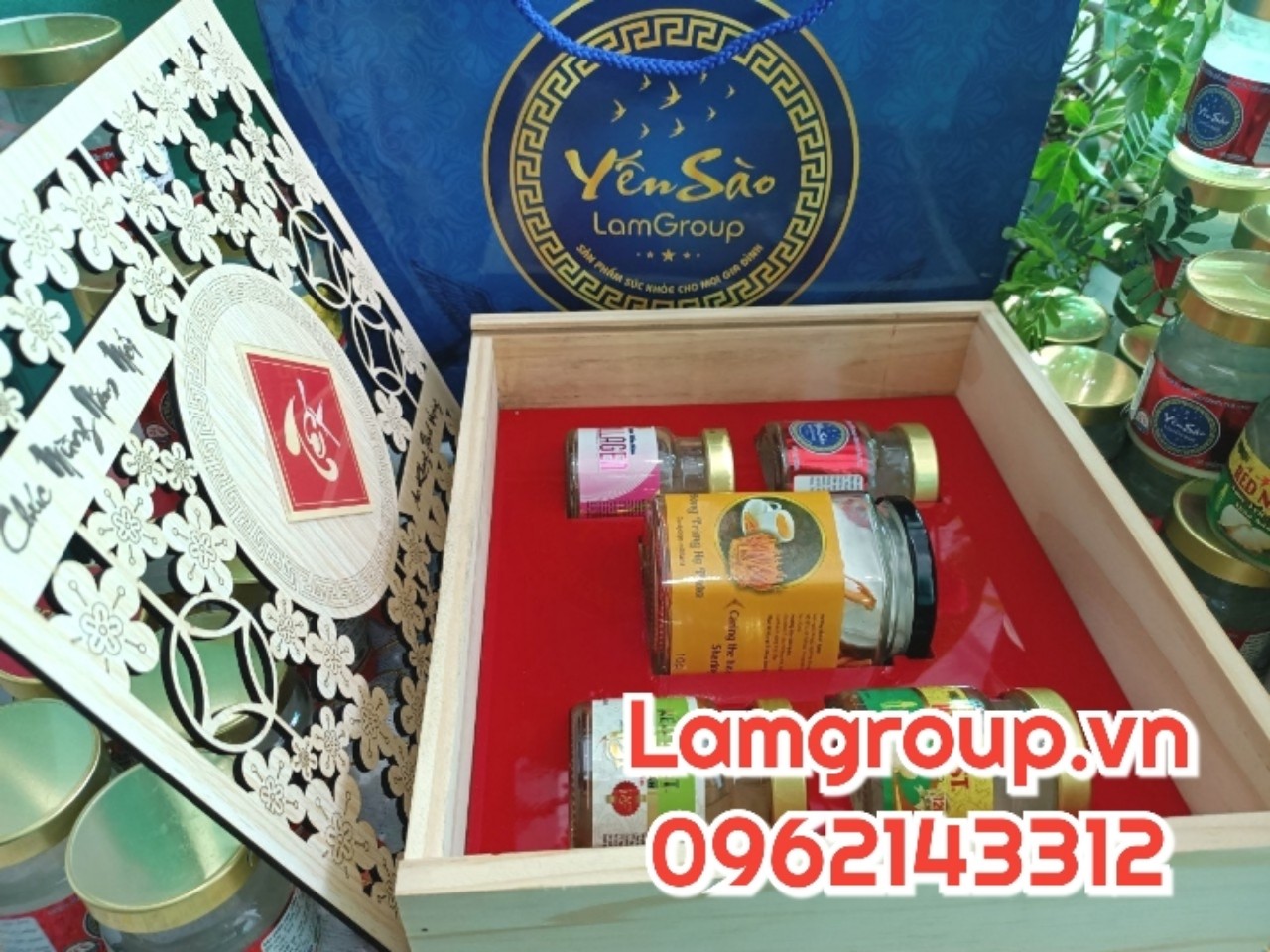 Hộp quà tặng bằng gỗ Nước yến sào đủ hương vị cho công ty xí nghiệp– có hóa đơn đỏ VAT