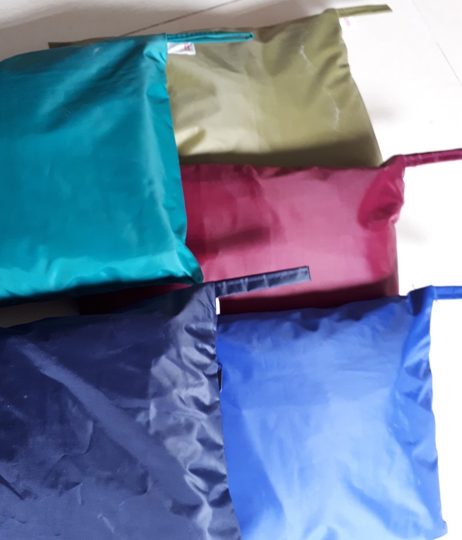 Các loại áo mưa giá rẻ: nên mua loại nào? Các loại áo mưa giá rẻ: nên mua loại nào?