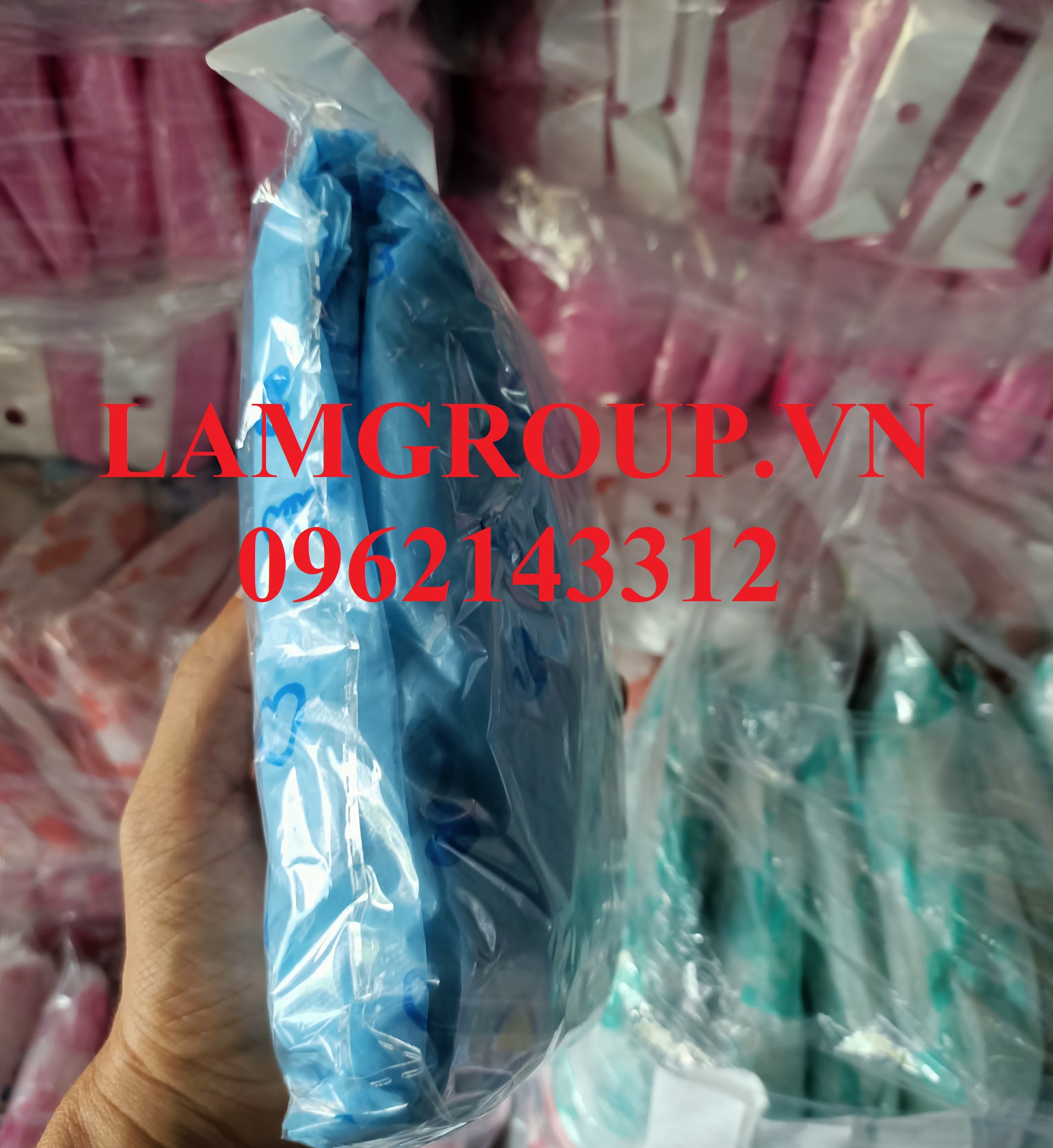 Địa chỉ bán áo mưa nilon giấy tiện lợi 1 lần cánh dơi bộ quần áo bít măng tô trẻ em quà tặng in logo doanh nghiệp giá xưởng sỉ rẻ tại Chợ Lớn Thành phố Hồ Chí Minh Địa chỉ bán áo mưa nilon giấy tiện lợi 1 lần cánh dơi bộ quần áo bít măng tô trẻ em quà tặng in logo doanh nghiệp giá xưởng sỉ rẻ tại Chợ Lớn Thành phố Hồ Chí Minh