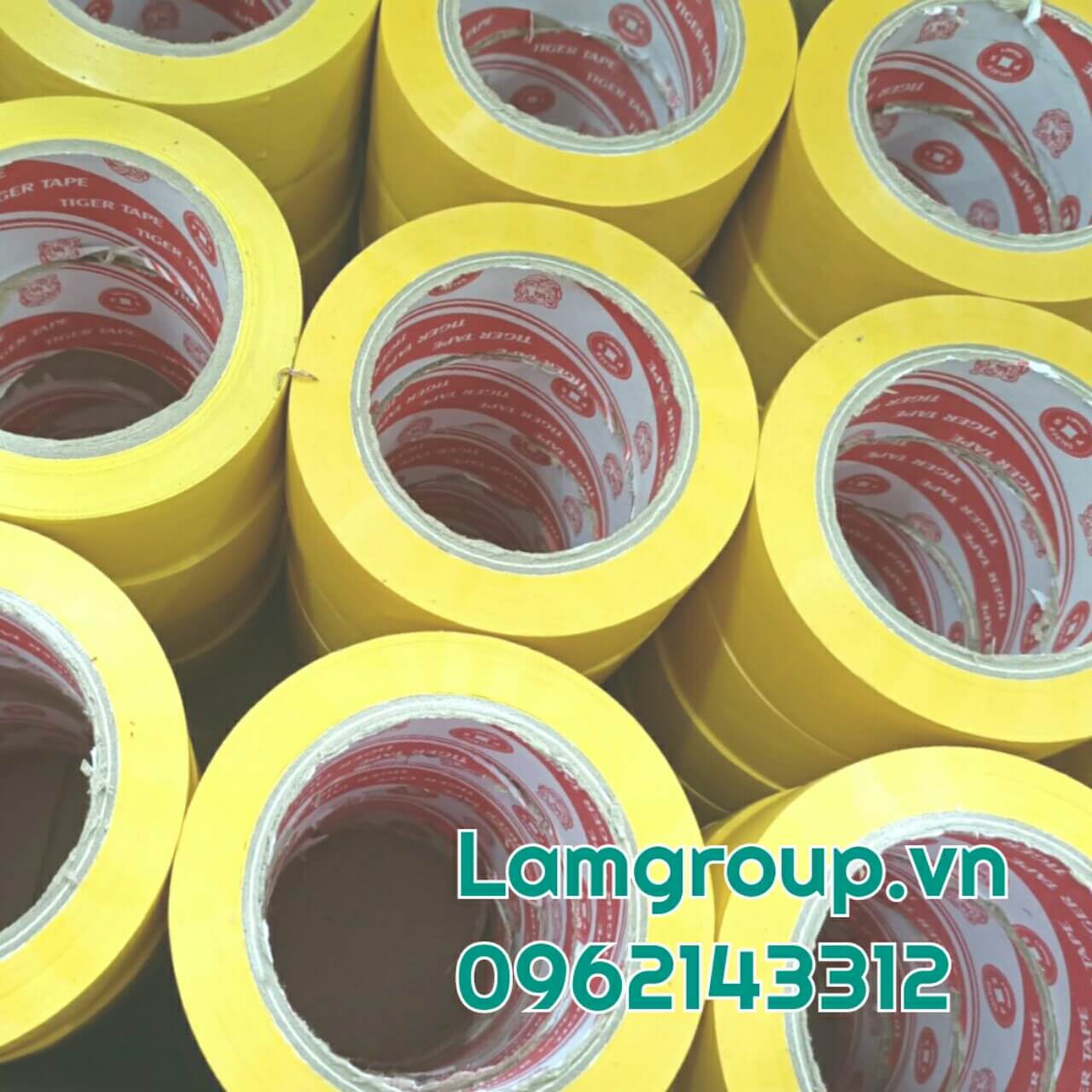Bán buôn sỉ băng keo trong dán thùng đủ trọng lượng 900g, 1kg, 1,4kg, 1,8kg, 2kg Bán buôn sỉ băng keo trong dán thùng đủ trọng lượng 900g, 1kg, 1,4kg, 1,8kg, 2kg