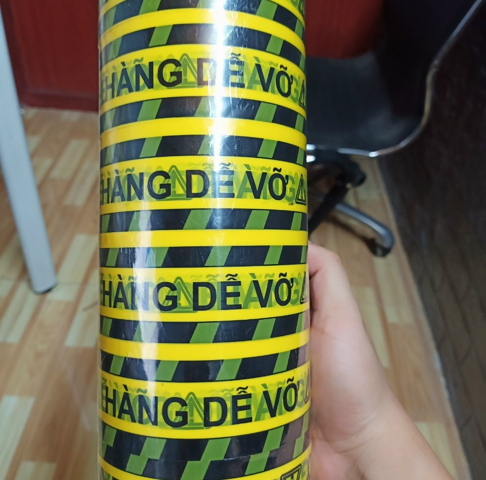 Xưởng cắt và in ấn băng keo dán thùng văn phòng phẩm ngành điện đóng gói hàng hóa vận tải Xưởng cắt và in ấn băng keo dán thùng văn phòng phẩm ngành điện đóng gói hàng hóa vận tải