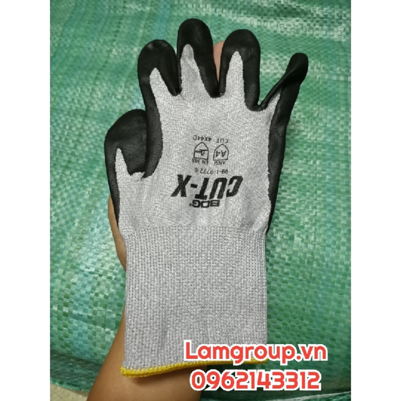 Găng tay chống cắt giá rẻ tại Tp.HCM Găng tay chống cắt giá rẻ tại Tp.HCM