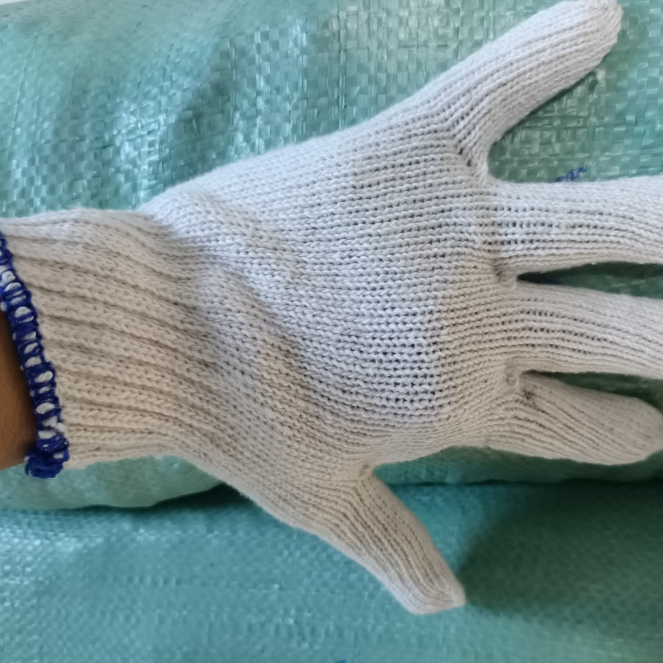 Đơn vị cung cấp găng tay bảo hộ đôi tay sợi len và chống cắt trong ngành đồ gỗ nội ngoại thất Đơn vị cung cấp găng tay bảo hộ đôi tay sợi len và chống cắt trong ngành đồ gỗ nội ngoại thất