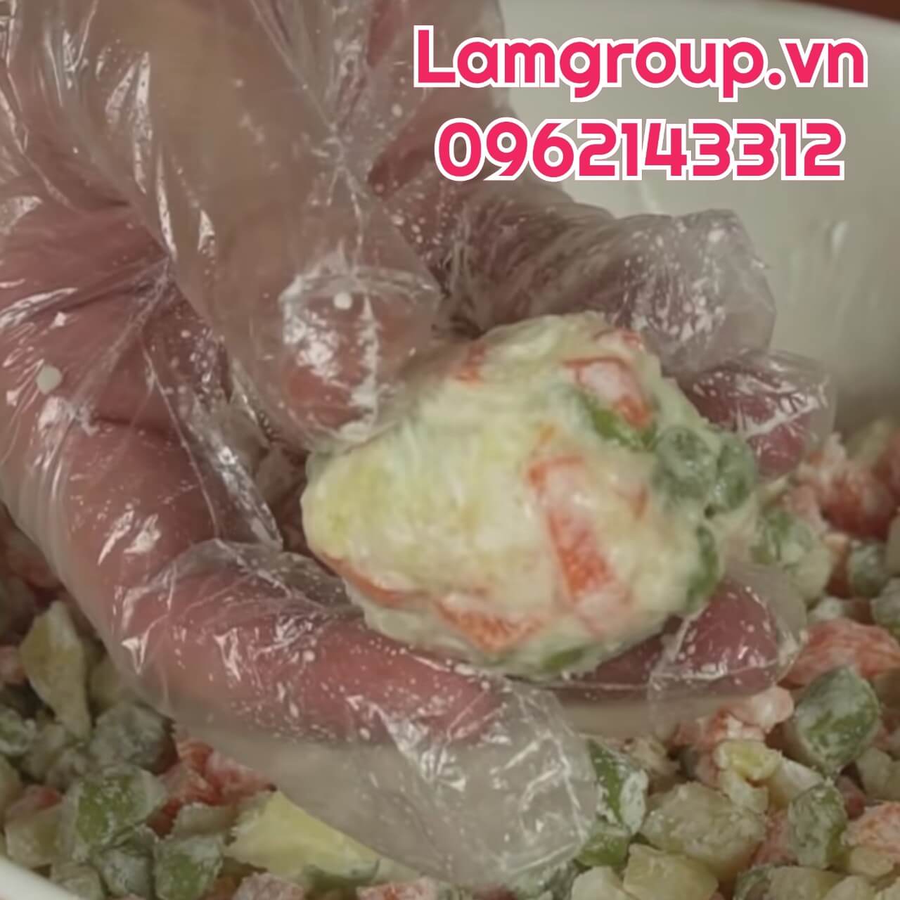 GĂNG TAY NILON XUẤT HIỆN MỌI NƠI GĂNG TAY NILON XUẤT HIỆN MỌI NƠI