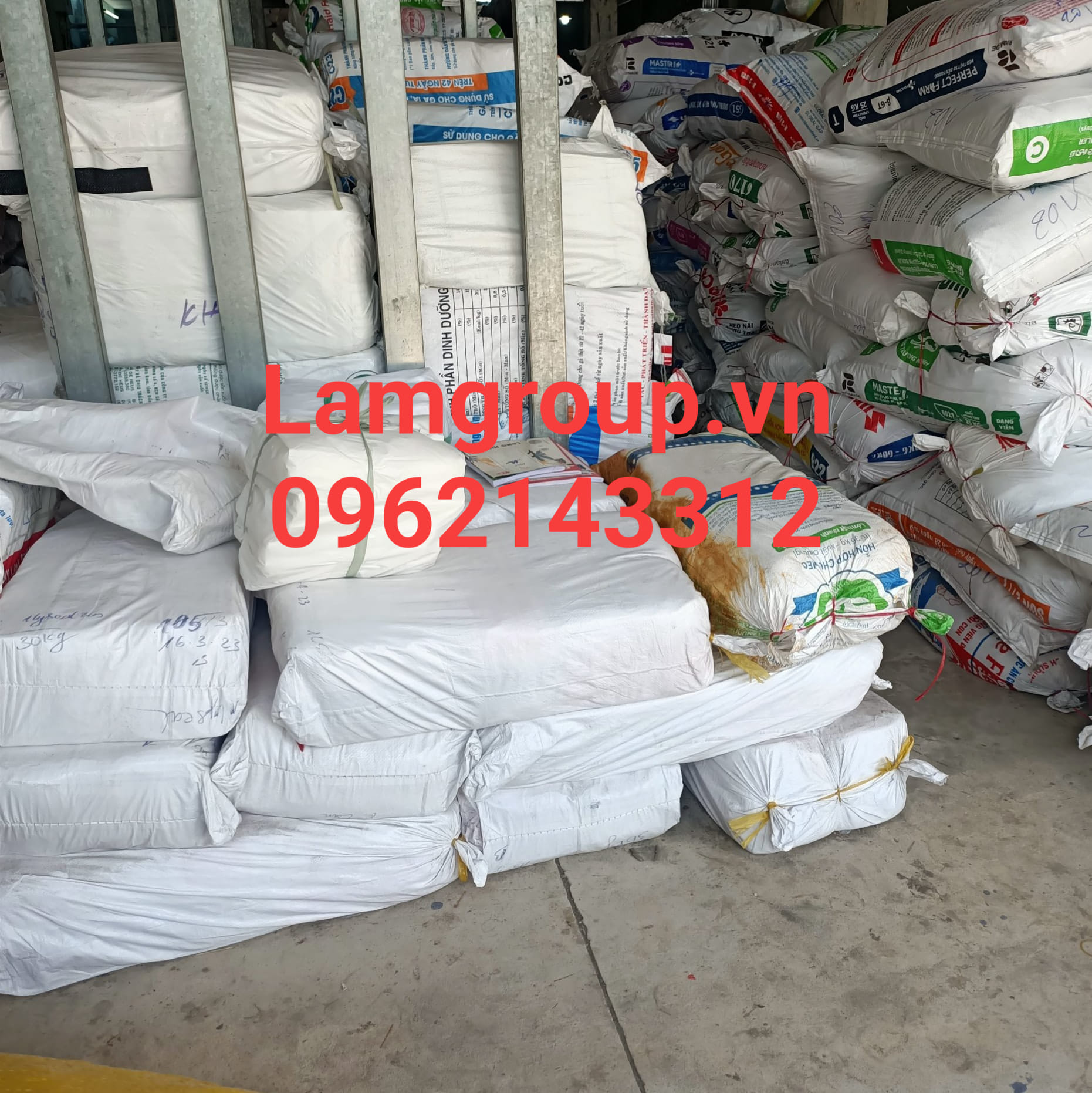 Găng tay nilon dùng một lần – lựa chọn an toàn cho ngành ẩm thực Găng tay nilon dùng một lần – lựa chọn an toàn cho ngành ẩm thực