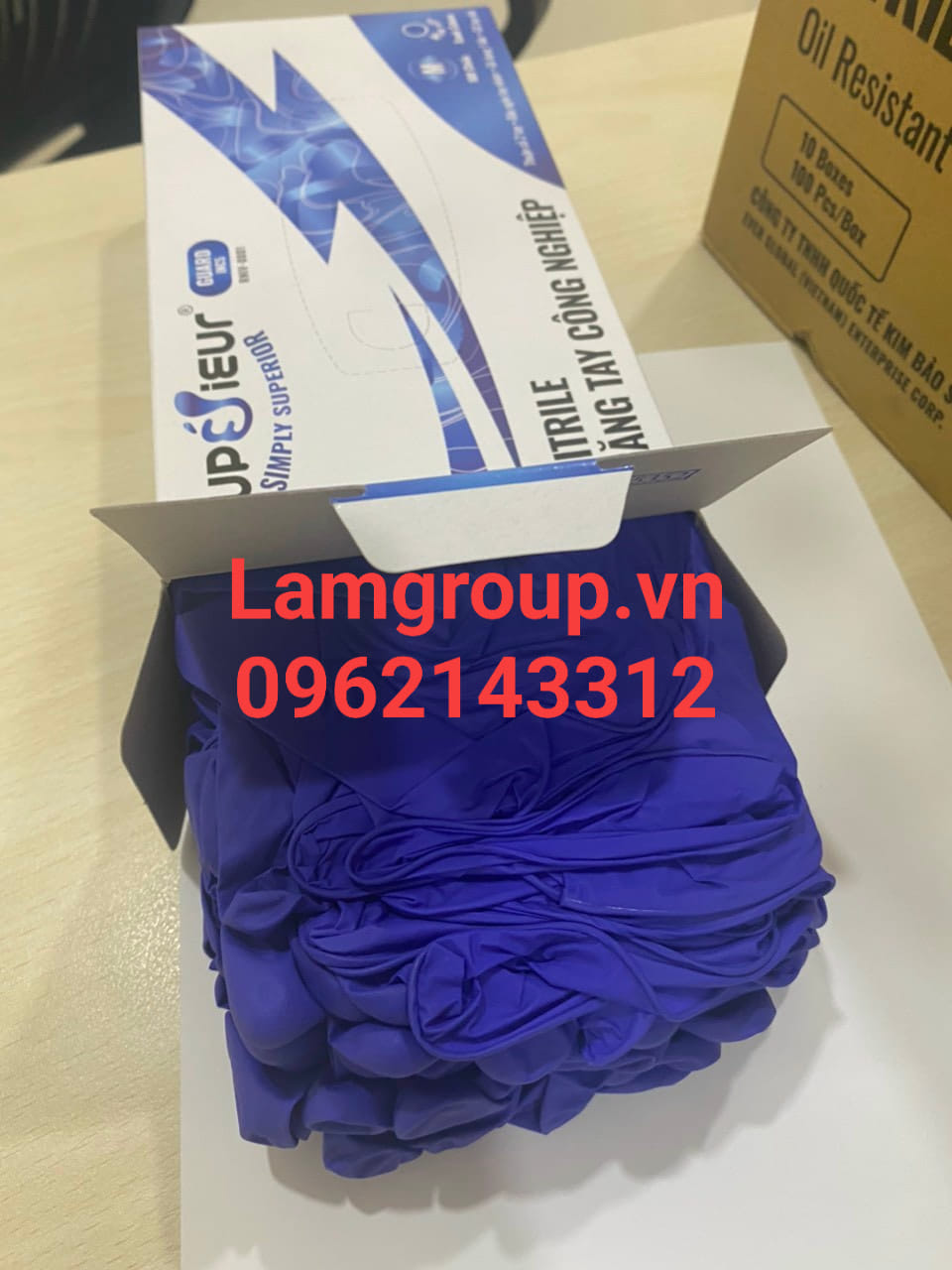 Găng tay y tế giá rẻ đầu năm 2024 Găng tay y tế giá rẻ đầu năm 2024