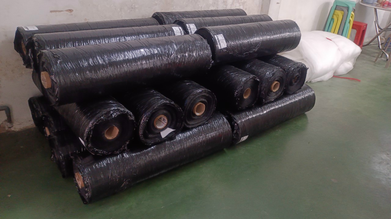 Màng PE đóng hàng giá rẻ Màng PE đóng hàng giá rẻ