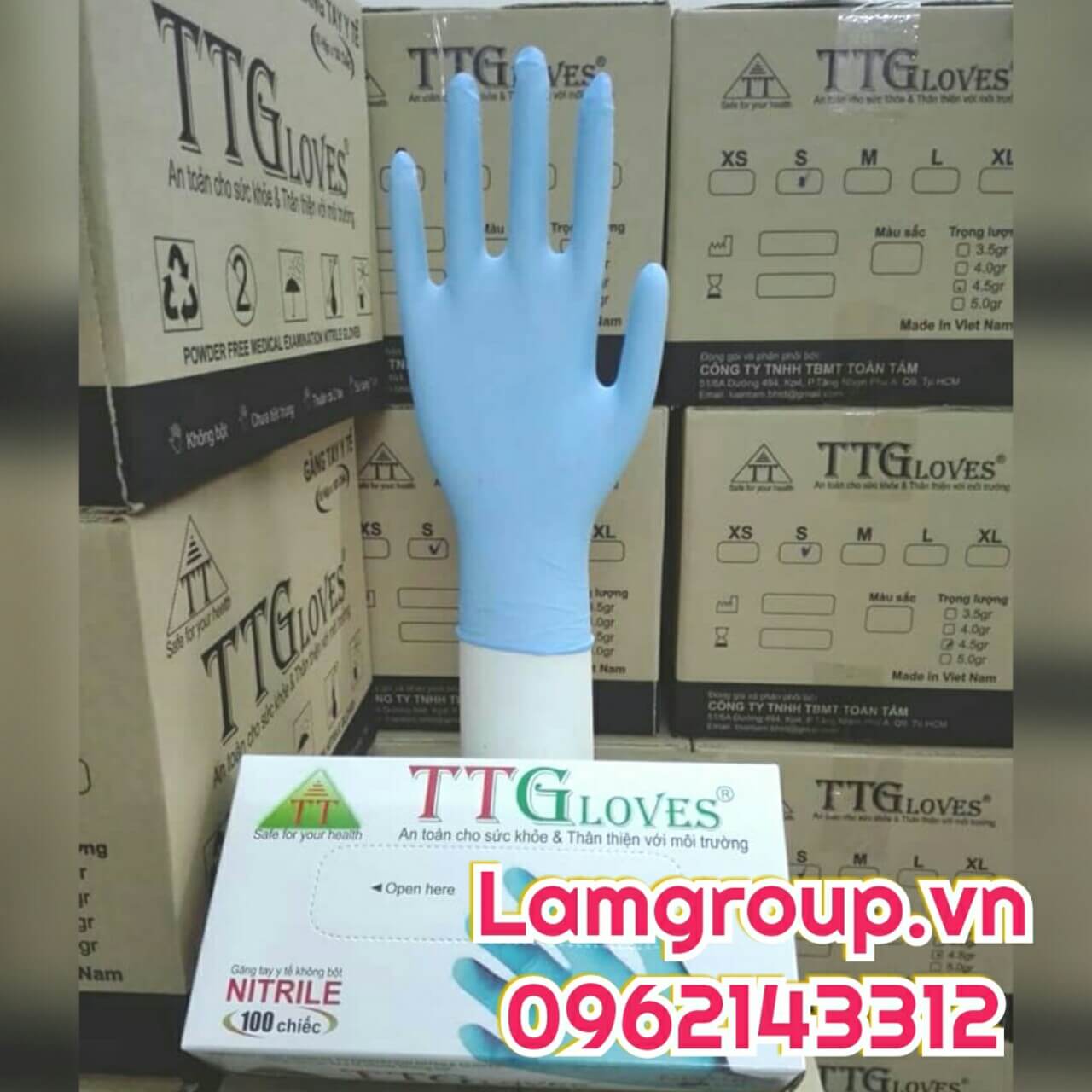 Găng tay nitrile màu xanh bền chắc phù hợp nhiều ngành nghề Găng tay nitrile màu xanh bền chắc phù hợp nhiều ngành nghề