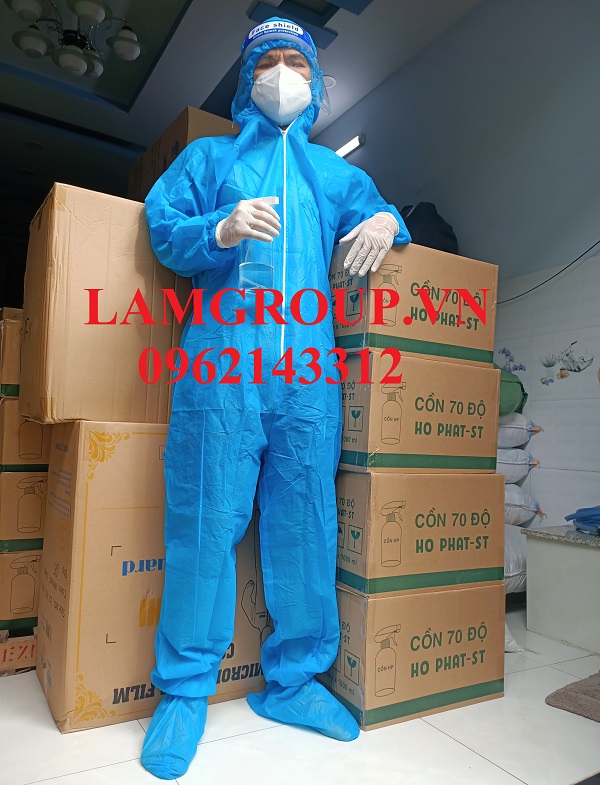 Quần áo bảo hộ phòng dịch màu xanh 4 món và 7 món 40g và 60g giá bán buôn sỉ tải xửng may TPHCM và miền Tây Quần áo bảo hộ phòng dịch màu xanh 4 món và 7 món 40g và 60g giá bán buôn sỉ tải xửng may TPHCM và miền Tây