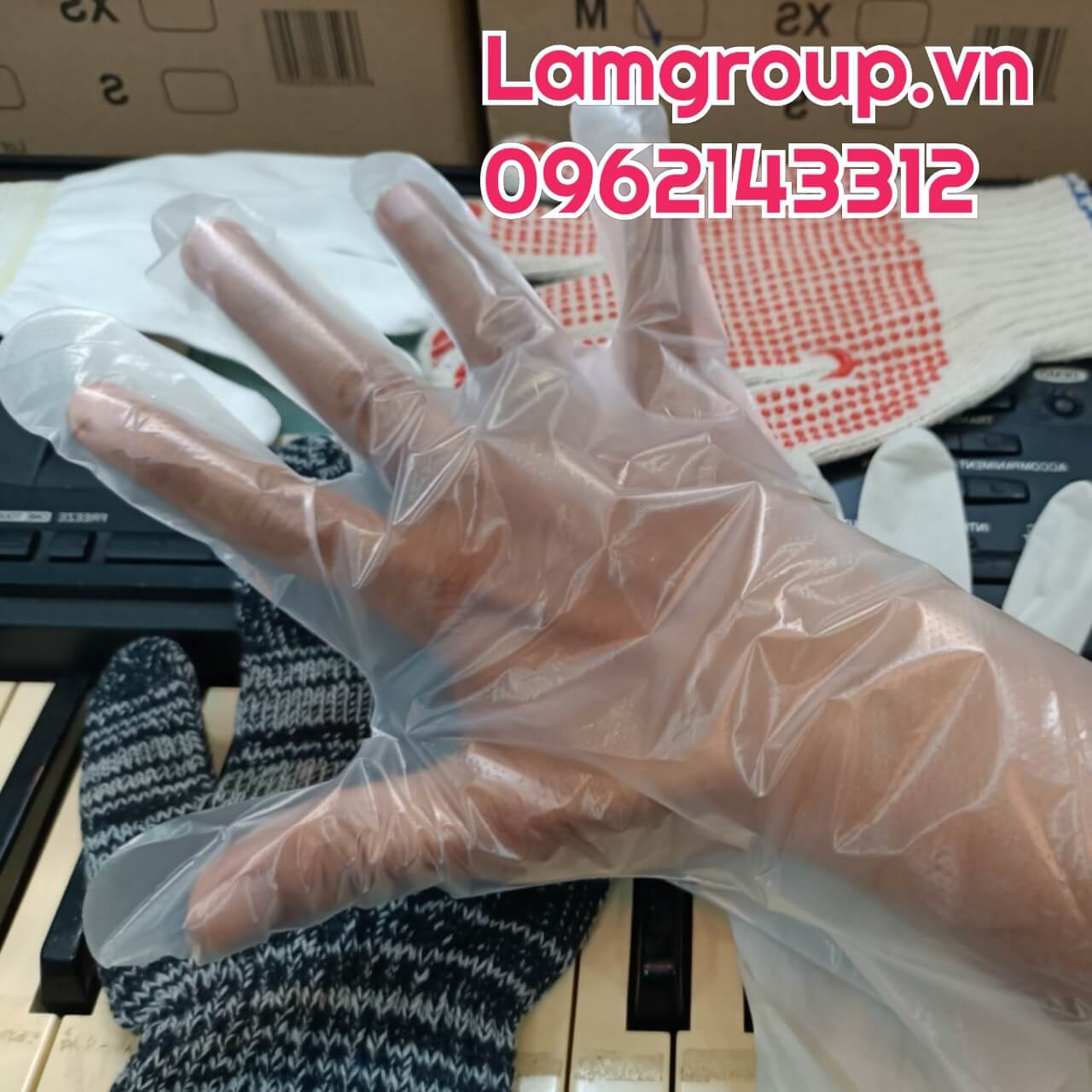 GĂNG TAY NILON BỀN -ĐẸP -THÂN THIỆN VỚI MÔI TRƯỜNG GĂNG TAY NILON BỀN -ĐẸP -THÂN THIỆN VỚI MÔI TRƯỜNG