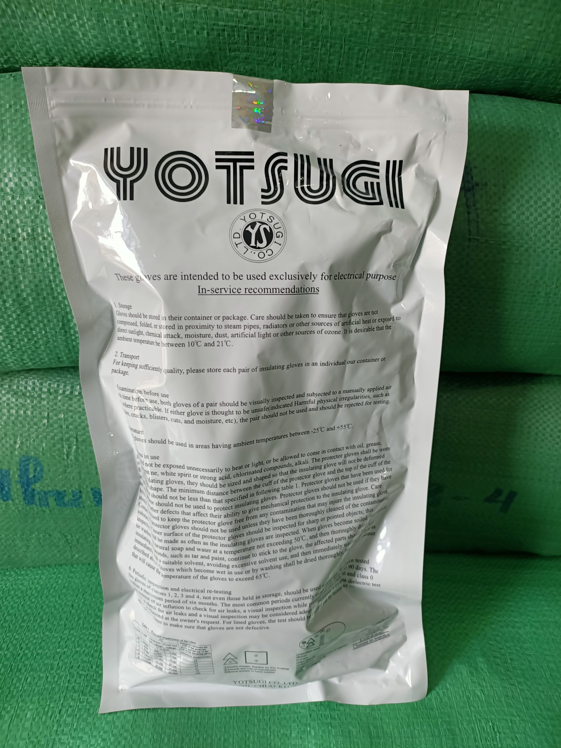 Găng tay cách điện trung thế Yotsugi Găng tay cách điện trung thế Yotsugi