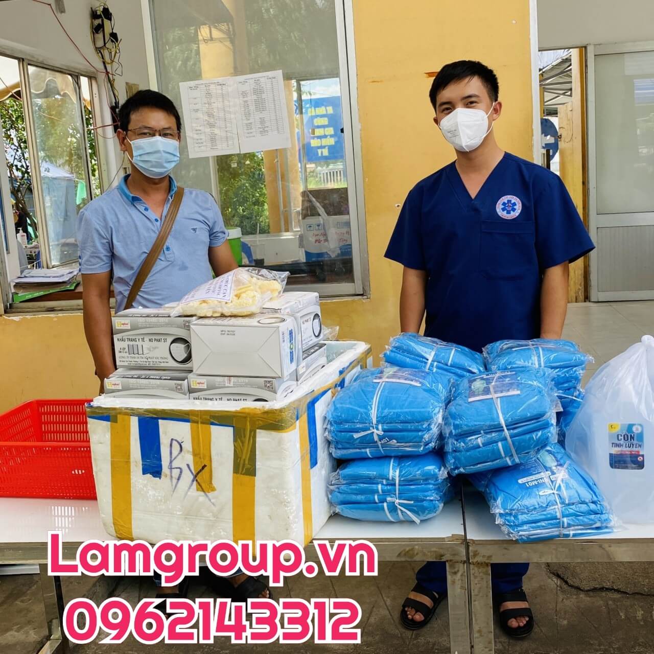 Kho sỉ khẩu trang y tế 4 lớp giấy kháng khuẩn hạng A đủ màu xanh-trắng-xám-đen-hồng Kho sỉ khẩu trang y tế 4 lớp giấy kháng khuẩn hạng A đủ màu xanh-trắng-xám-đen-hồng