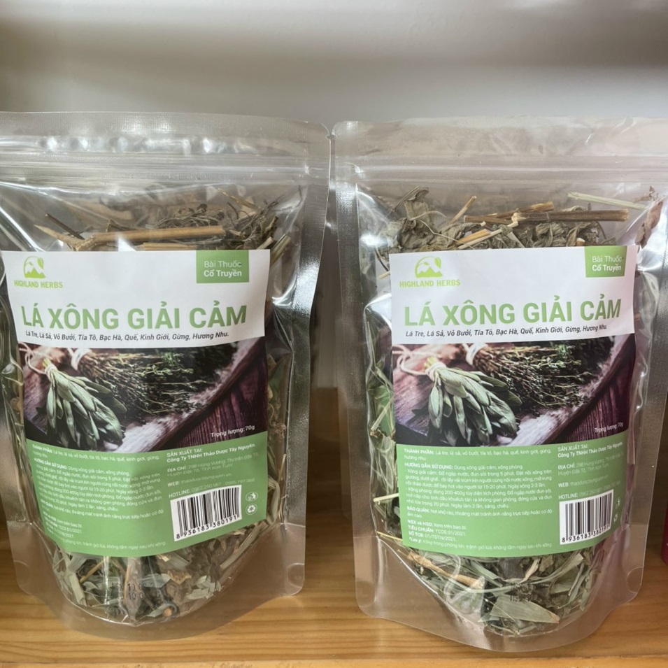 Giá bán sỉ nón con sâu - khẩu trang y tế - quần áo bảo hộ phòng dịch tại Tp.HCM Giá bán sỉ nón con sâu - khẩu trang y tế - quần áo bảo hộ phòng dịch tại Tp.HCM