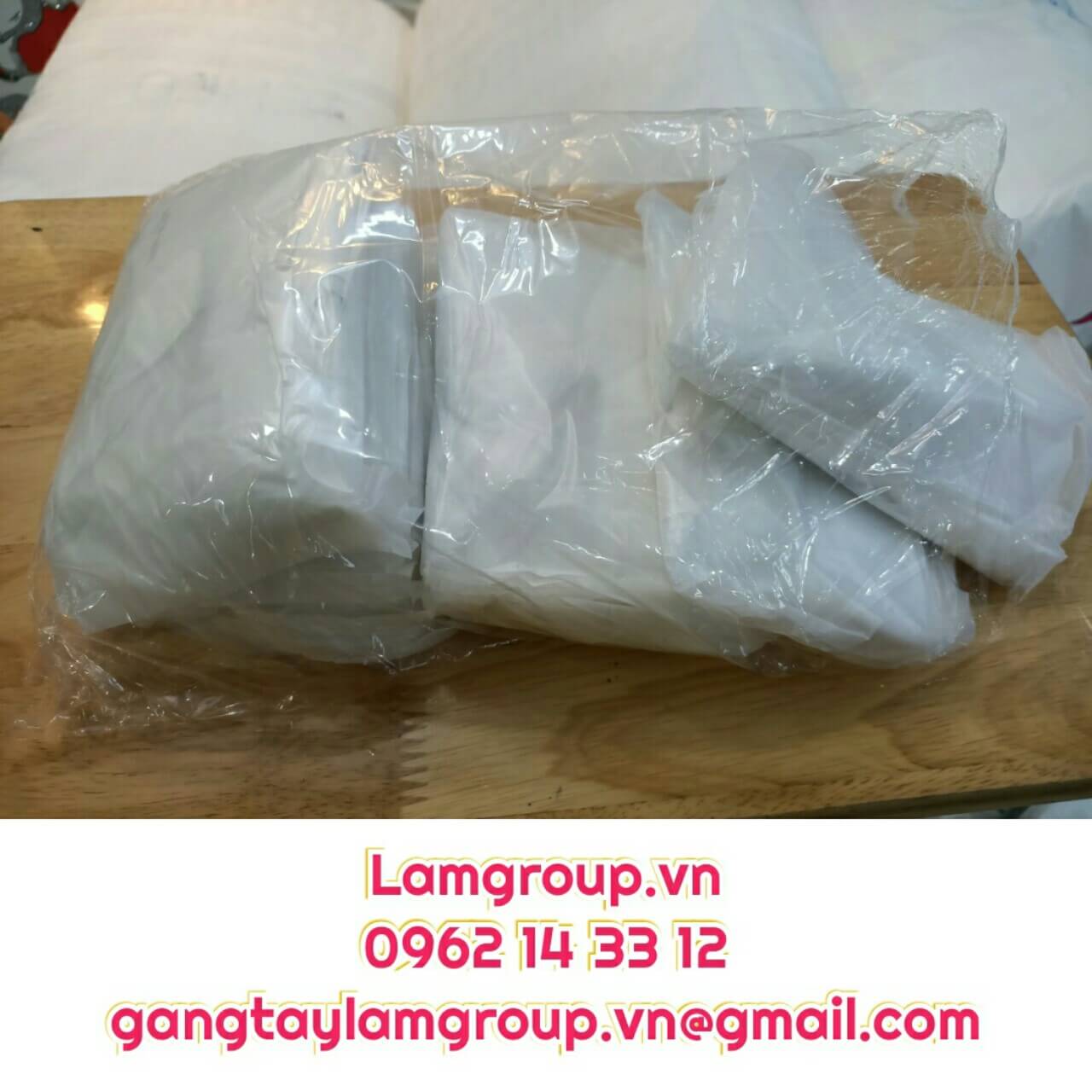 GĂNG TAY NILON XỐP TRẮNG CHẤT LƯỢNG CAO, BỀN -ĐẸP -THÂN THIỆN VỚI MÔI TRƯỜNG GĂNG TAY NILON XỐP TRẮNG CHẤT LƯỢNG CAO, BỀN -ĐẸP -THÂN THIỆN VỚI MÔI TRƯỜNG