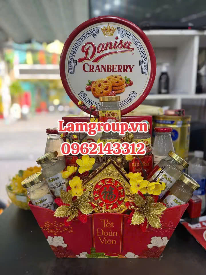CHUYÊN GÓI VÀ BỎ SỈ HỘP QUÀ YẾN TẶNG TẾT ẤT TỴ CHUYÊN GÓI VÀ BỎ SỈ HỘP QUÀ YẾN TẶNG TẾT ẤT TỴ