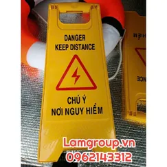 Bảng chữ A cảnh báo: nguy hiểm, trơn trợt, cấm đỗ, cấm hút thuốc...