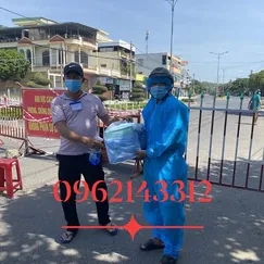 Bộ 4 món đồ quần áo mũ bọc giày phòng chống dịch covid 19