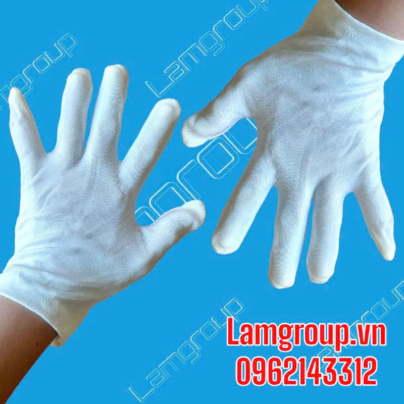 Giá găng tay vải bảo hộ tháng 8