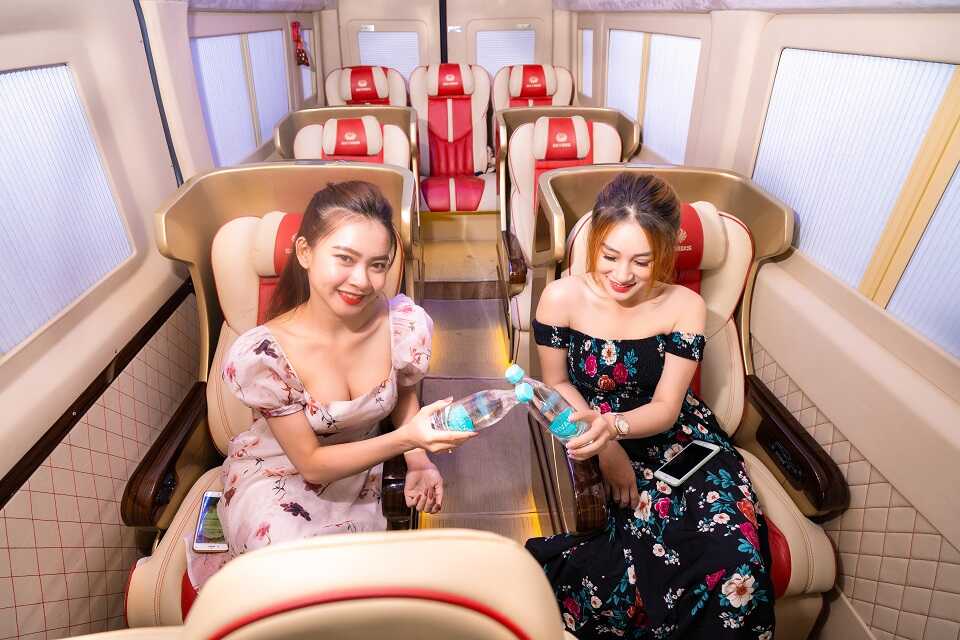 Giá Thuê Xe Limousine 9 Chỗ từ Vũng Tàu đi Đà Lạt