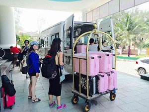 XE 16 CHỖ SÀI GÒN đi APEC MANDALA MŨI NÉ