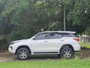 Thuê xe 7 chỗ từ Mũi Né đi Sài Gòn (Cỡ rộng)