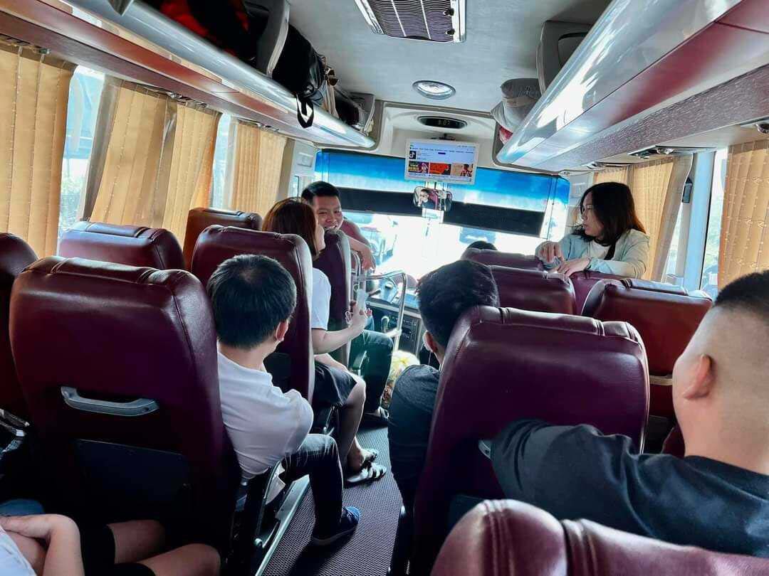 Thuê Xe Hợp Đồng 29 Chỗ đi Đà Lạt