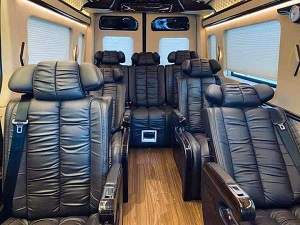 Ford Transit AutokingDom