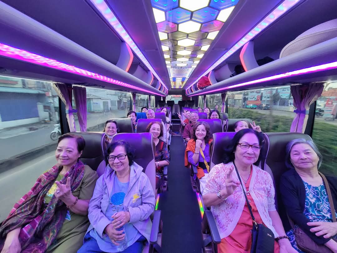 giá thuê xe 29-45 chỗ đi du lịch