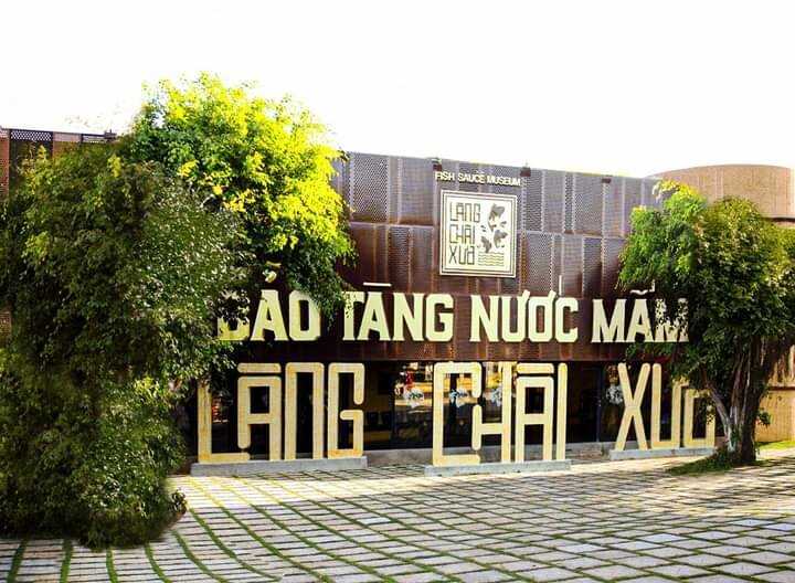 Giá vé thăm quan Bảng Tàng làng Chài Xưa Mũi Né