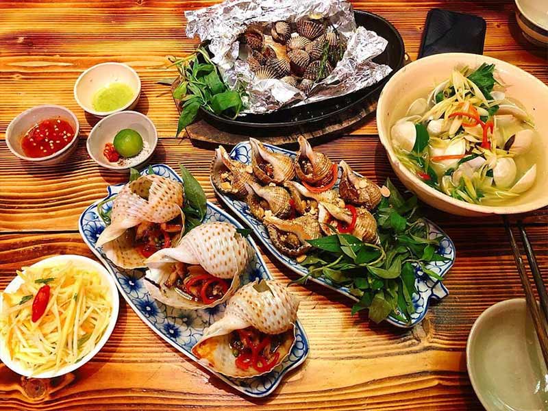 Trải Nghiệm Ẩm Thực Địa Phương