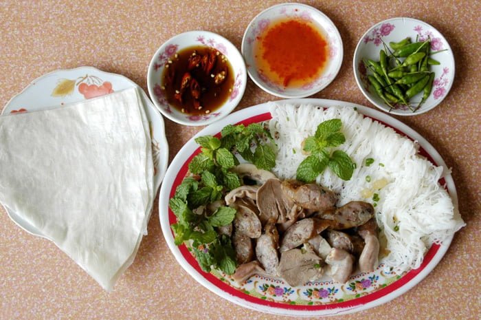 Bánh hỏi lòng heo Phú Long - Món ăn dân dã Đậm đà hương vị