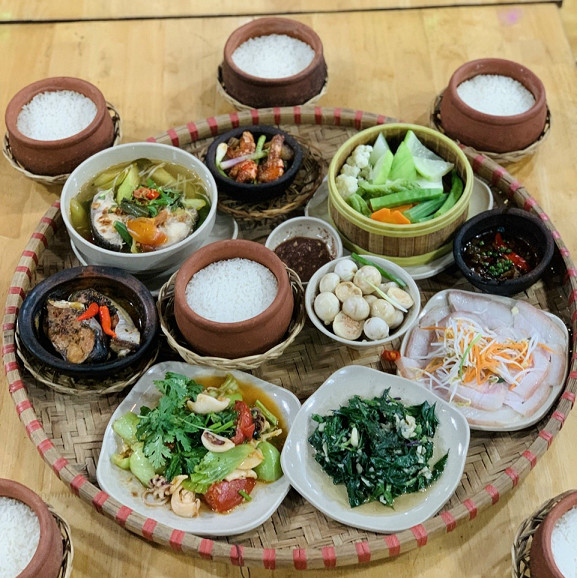 Thực đơn với những món ăn vô cùng hấp dẫn